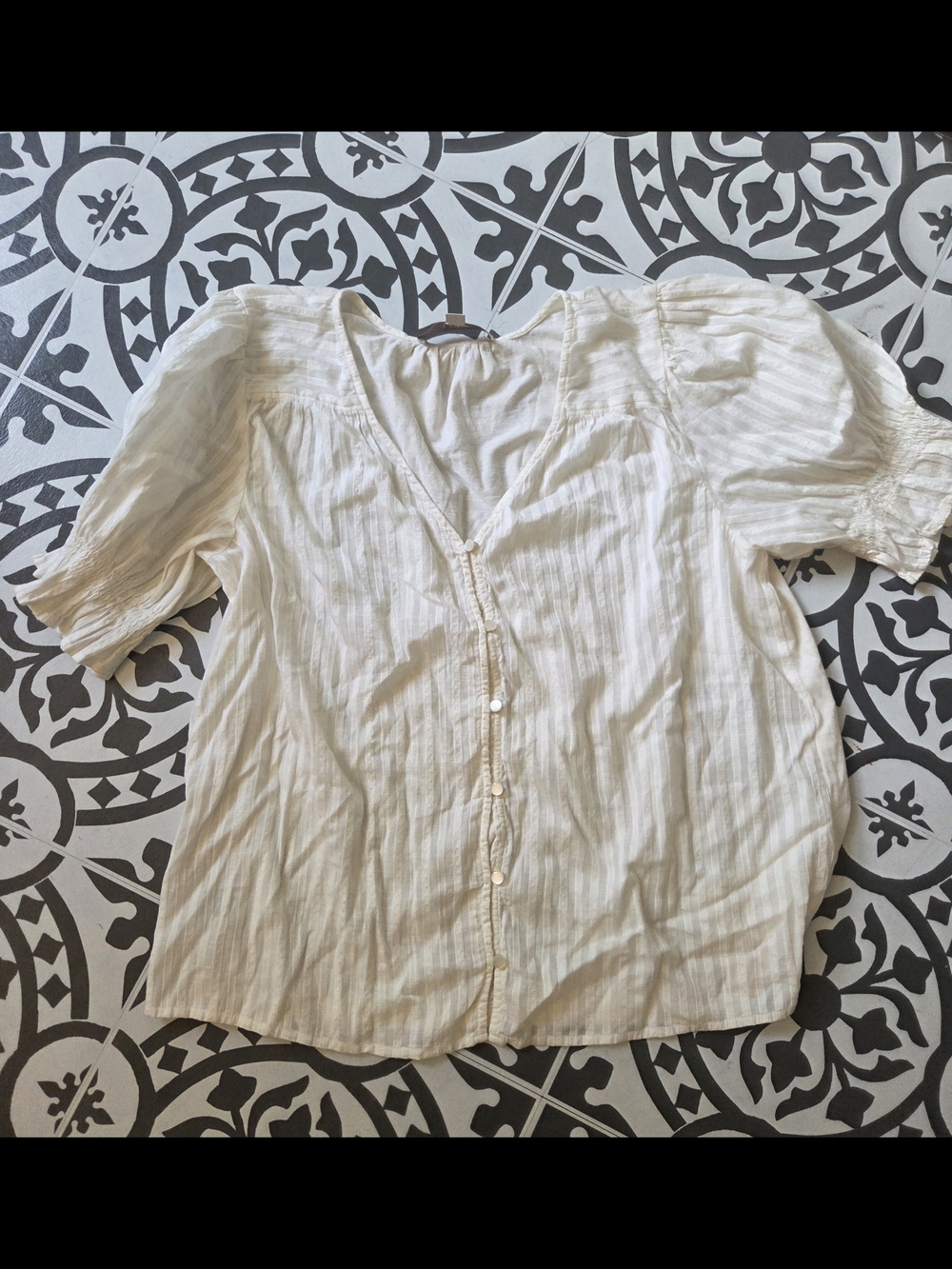 LOFT Cream Button-Front Puff Sleeve Blouse